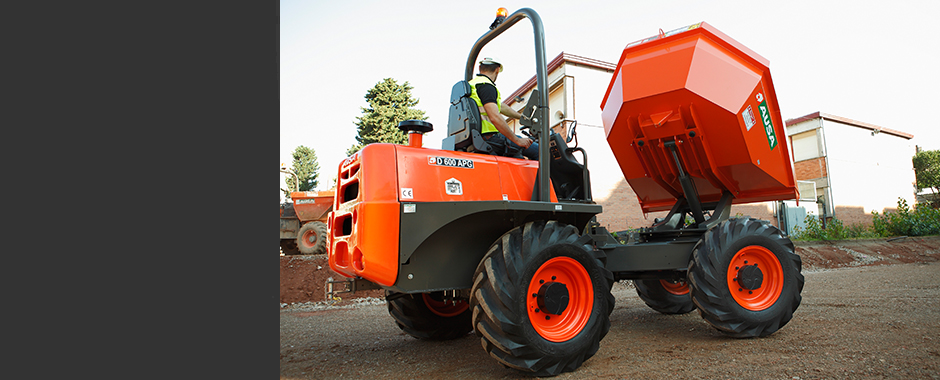 dumper ausa sur pneus D 600APG